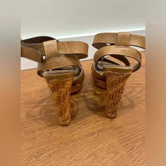 Tory Burch Cella Cognac Brown Leather Strappy Platforms Sandal Size 6.5 - Picture 8 of 11